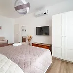 Casa Ginevra - Modern Design, King Bed & Terrace * Como