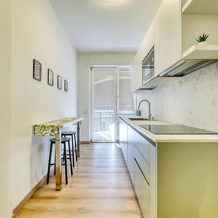 Appartement Casa Ginevra - Modern Design, King Bed & Terrace